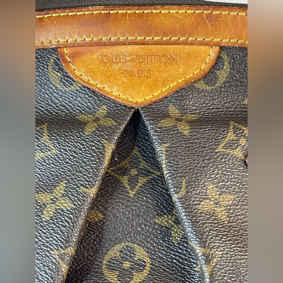 Louis Vuitton Shoulder Tivoli GM  Bag - Picture 2 of 16